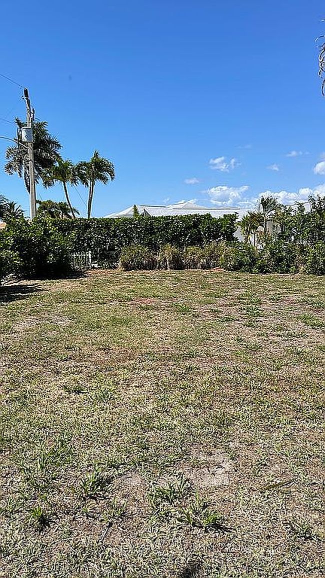 Image of 1564 Biscayne Way