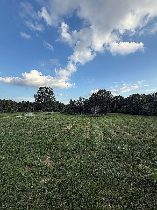 Photo of 2255 Bryan Rd, Boaz, KY