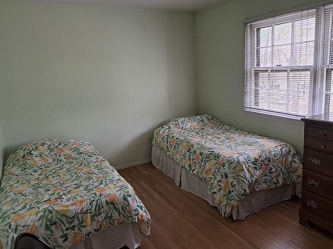 Image of 15 Parker Blvd