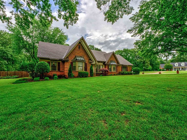 Preview of property located at 3529 Davieshire Dr