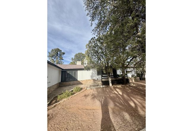 Image of 507 N Carefree Cir