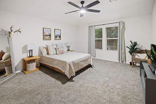 Photo of 9508 Squire Ln, Yukon, OK