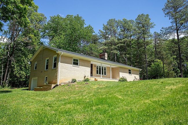 Image of 294 N Fork Ln