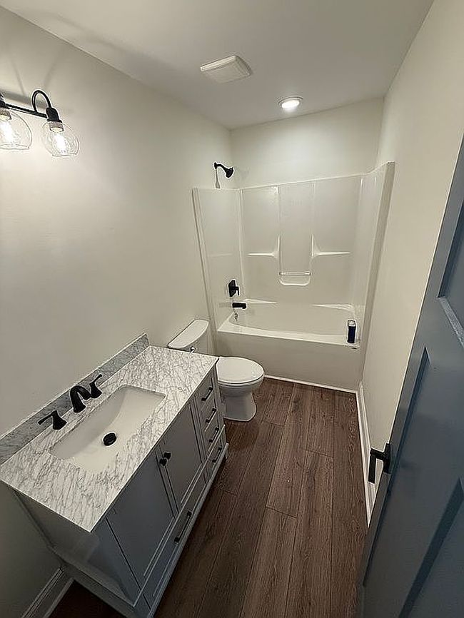Photo of 103 W 5th St, Hobgood, NC