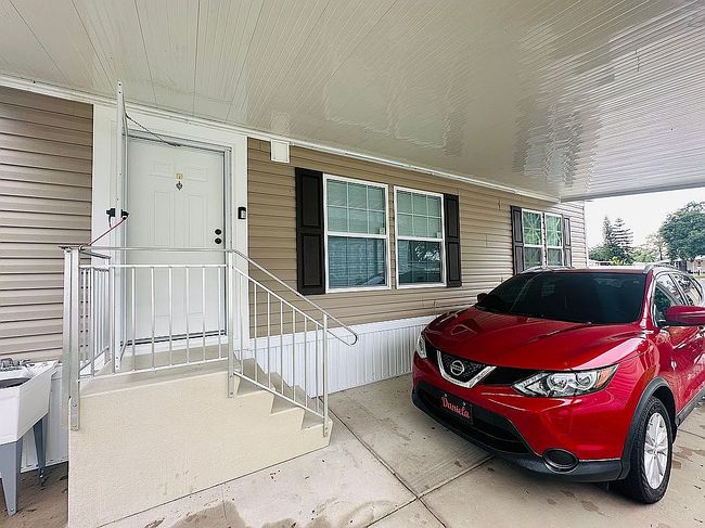 Additional photo 1 of property located at 9565 Red Run Dr