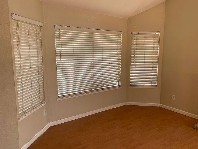 Image of 3054 Dearborn Ave