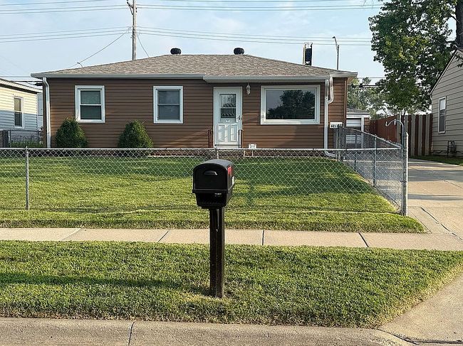 6211 Karen St, Omaha, NE