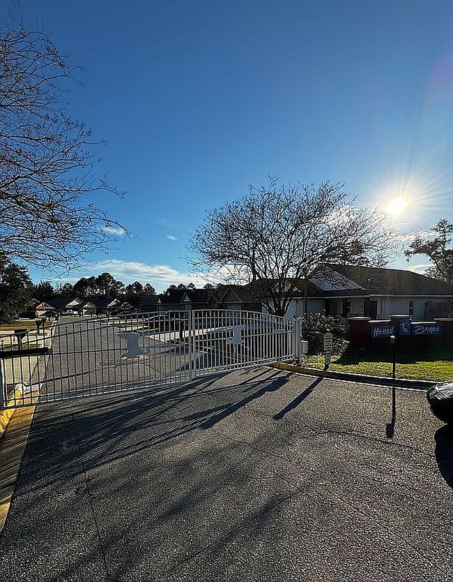 Image of 725 Upper Heron Way