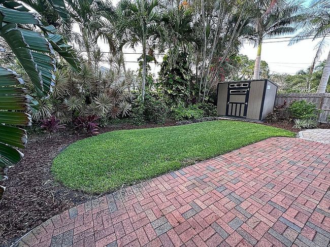 Image of 200 Lamara Way Ne
