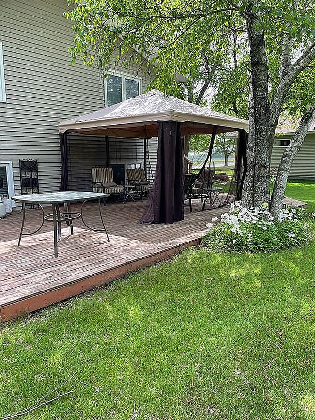 Photo of 503 W Madison Ave, Mahnomen, MN