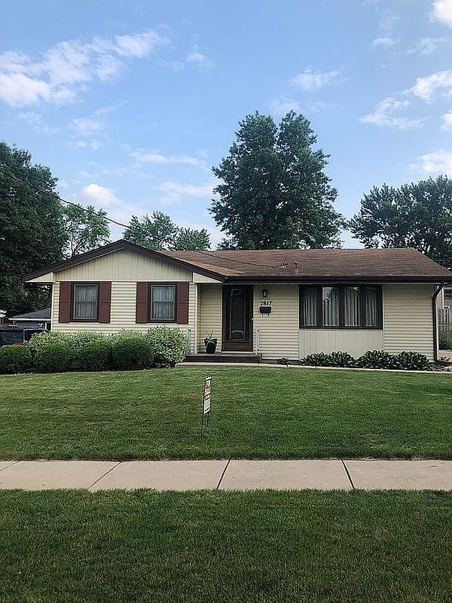 Image of 2817 Richmond Ave