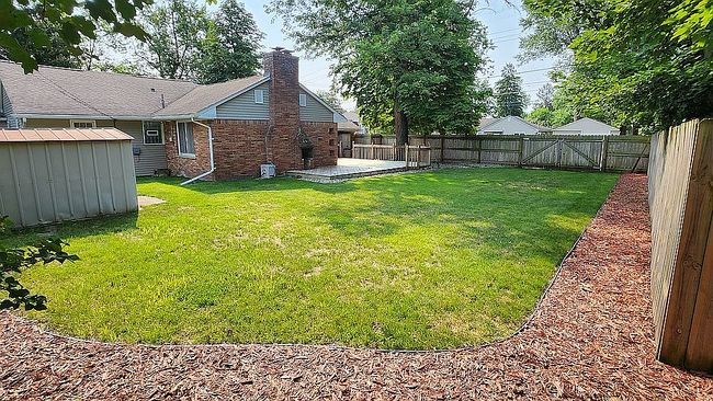 Photo of 23017 Hawthorne St, Farmington, MI