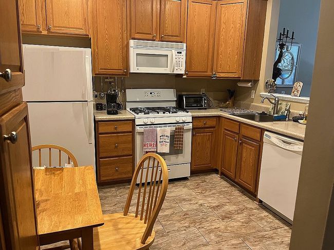 Image of 9108 Warrens Way