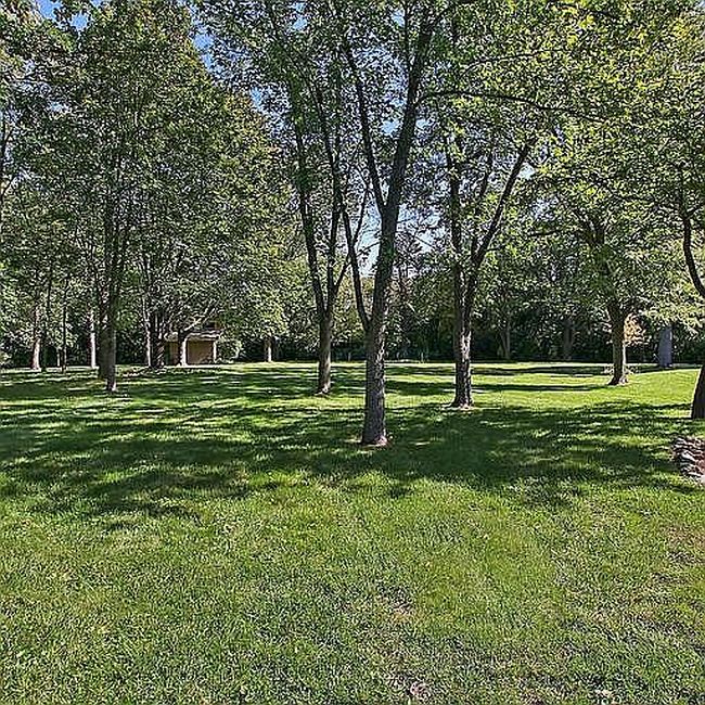 Image of 288 Crescent Knoll Dr