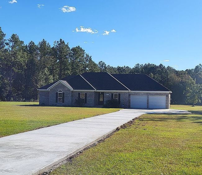 Photo of 127 Winding Way, Pembroke, GA