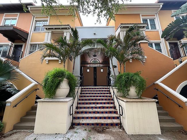 Image of 200 4th Ave S Unit 231