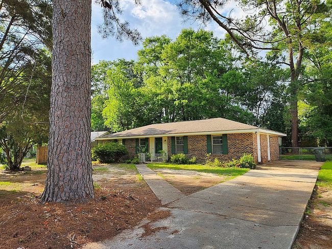 Image of 1605 Squire Ct