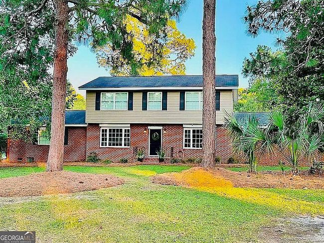 Image of 203 Lakeshore Dr