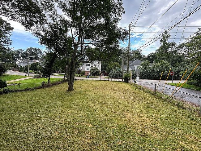 Photo of 2811 Glenwood Ave Se, Atlanta, GA