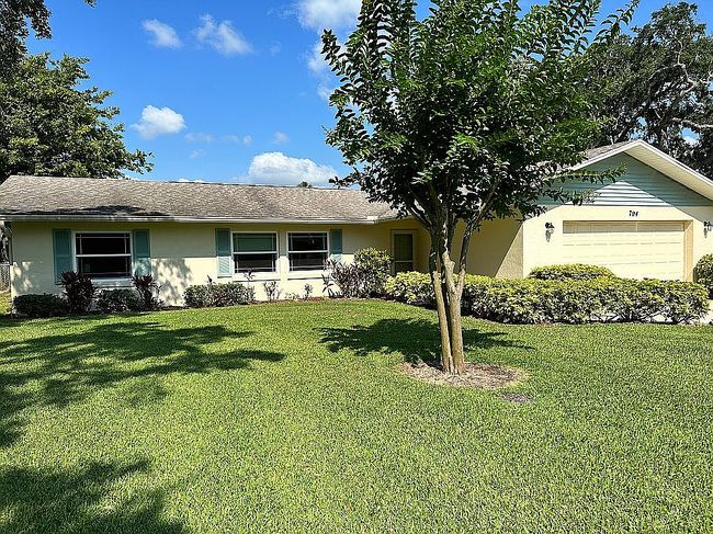Photo of 704 Green Rd, New Smyrna Beach, FL
