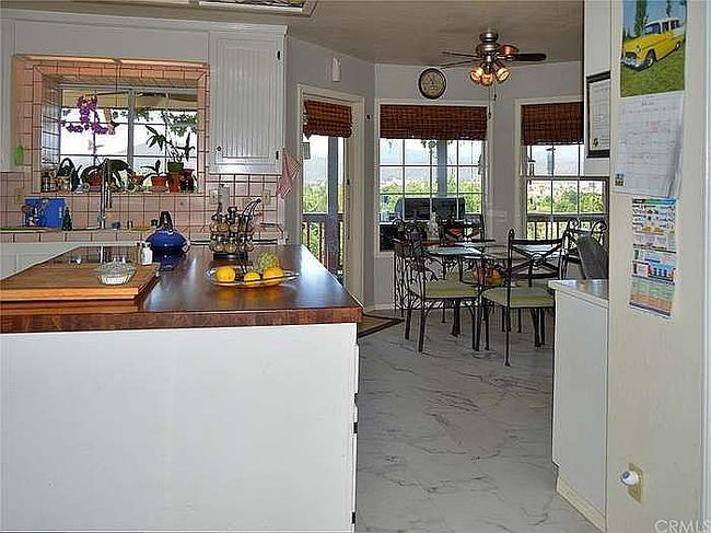 Photo of 19447 Park Ridge Dr, Hidden Valley Lake, CA