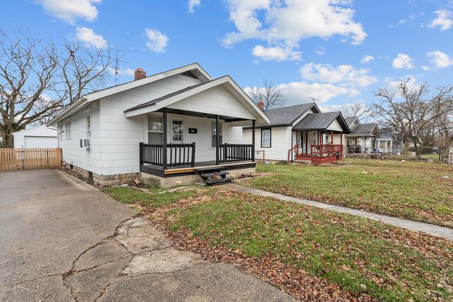 Image of 1070 S Elizabeth St