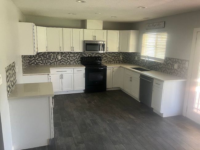 Photo of 1939 W Des Moines Cir, Mesa, AZ