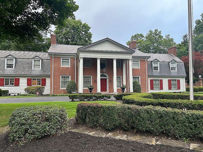 Photo of 4225 Stratford Rd, Youngstown, OH