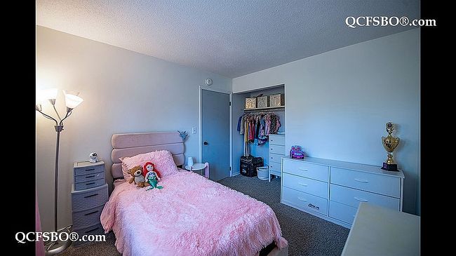 Photo of 2820 Greenway Dr, Bettendorf, IA