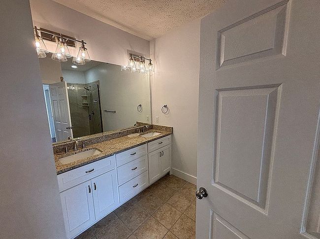 Additional photo 3 of property located at 821 Alman Cemetery Rd