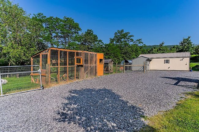 Photo of 20177 Amberson Rd, Spring Run, PA