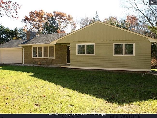Photo of 156 Babcock Rd, North Stonington, CT
