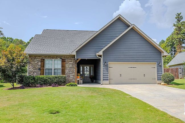 Photo of 52 Round Rock Cir Ne