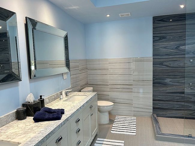 Image of 4451 Yacht Harbor Dr