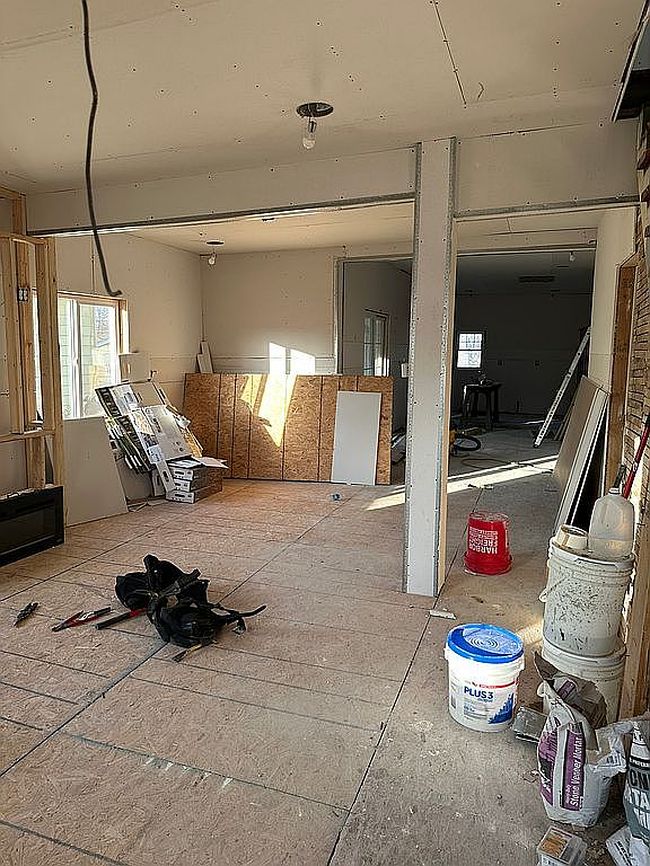 Image of 634 2nd St