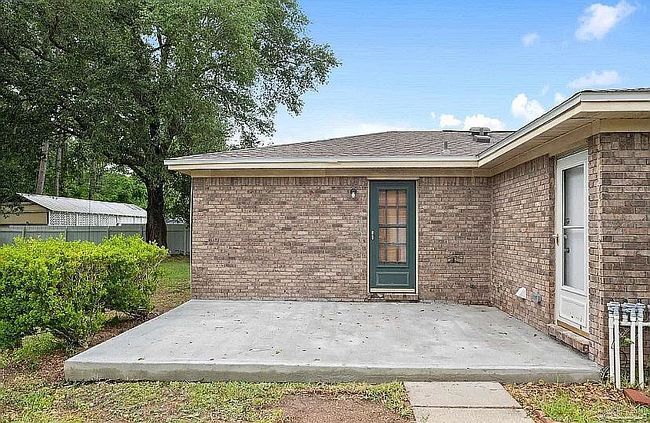 Additional photo 2 of property located at 3087 Fayal Dr