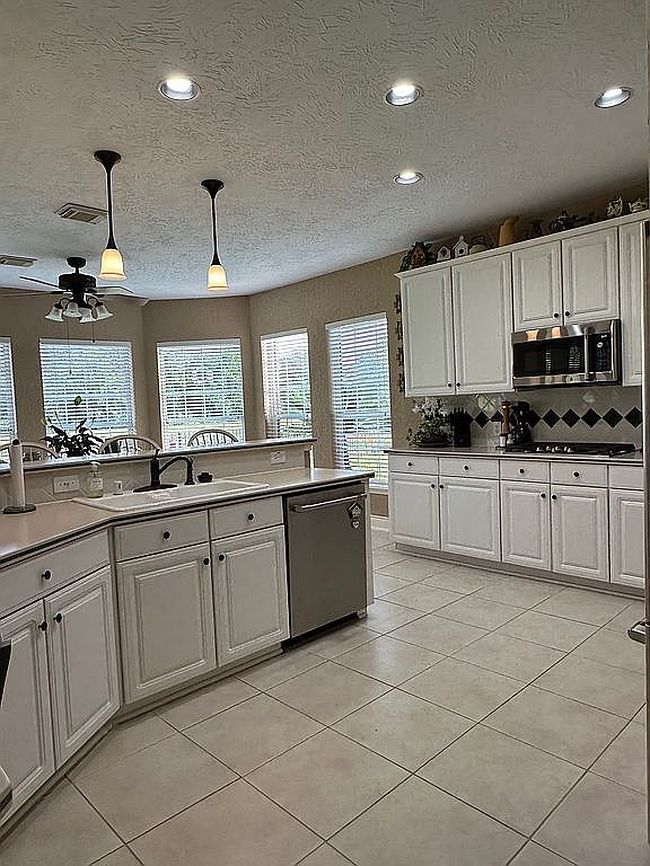 Image of 2408 Sawgrass Ct