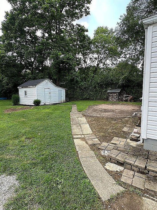 Photo of 2357 Middletown Eaton Rd, Middletown, OH