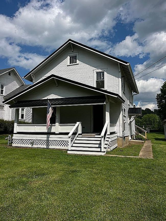 Image of 170 Main St