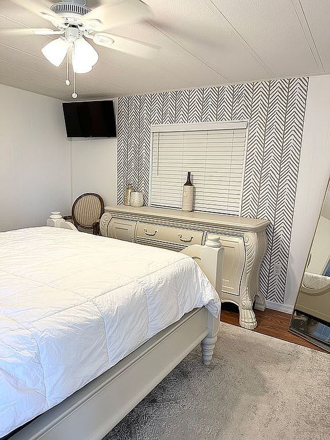 Photo of 734 Pirates Rest Rd, North Fort Myers, FL