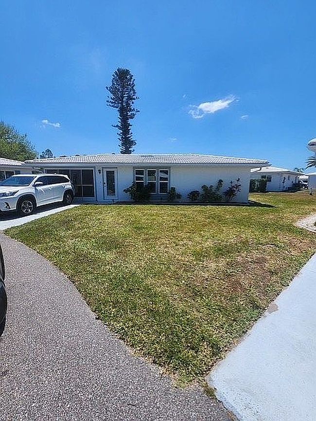 Image of 576 Circlewood Dr #R-3