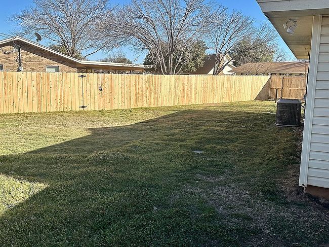 Image of 4421 Hughes Dr