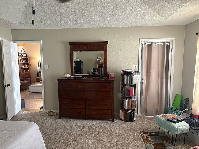 Image of 2584 Desert Hills Dr