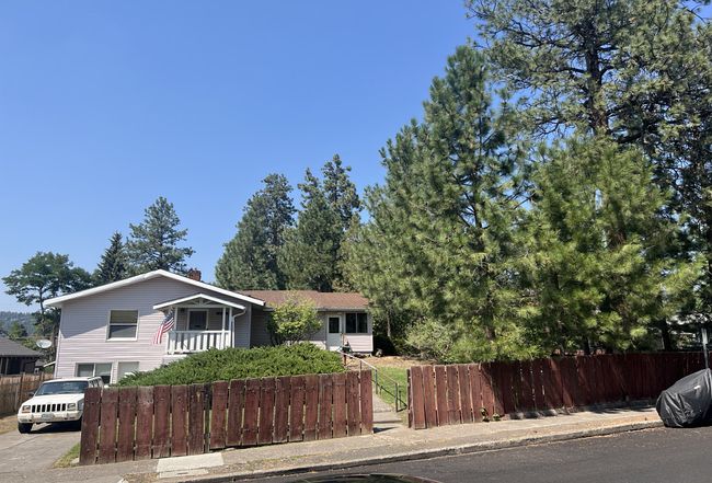 Preview of property located at 139 Northwest Saint Helens Place