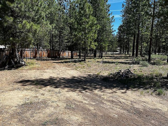 Photo of 53261 Andrews Rd, La Pine, OR
