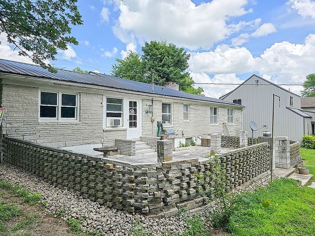 Photo of 702 E Centennial Ave, Carthage, MO