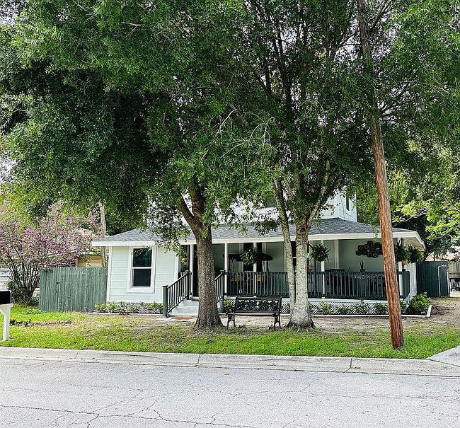 Photo of 208 Weaver Ave, Lake Wales, FL