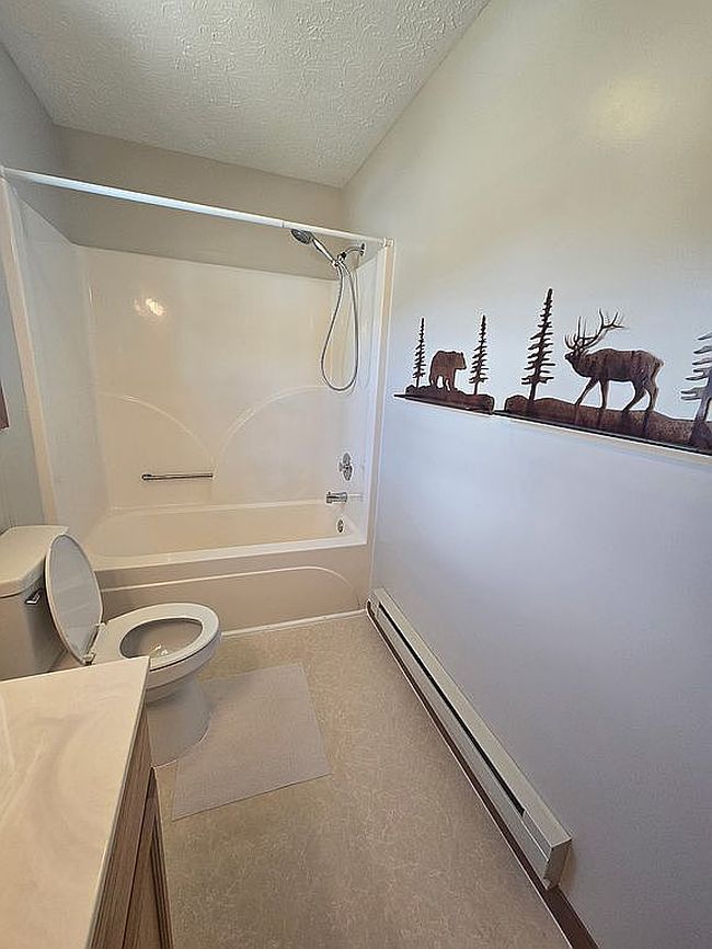 Photo of 68 Strollers Ln, Waynesville, NC