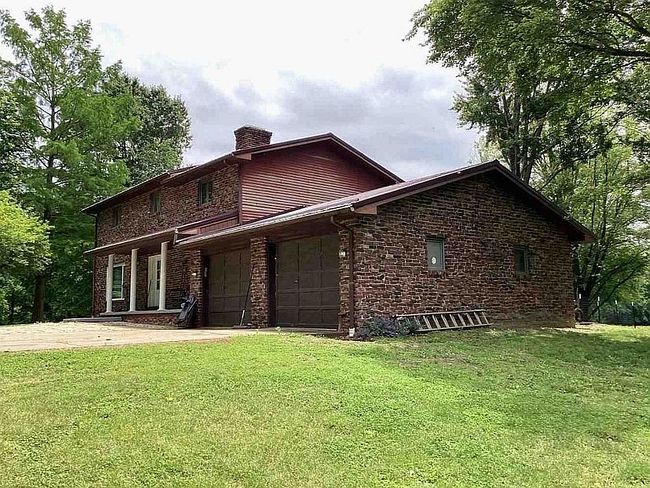 Image of 151 W County Road 575 N
