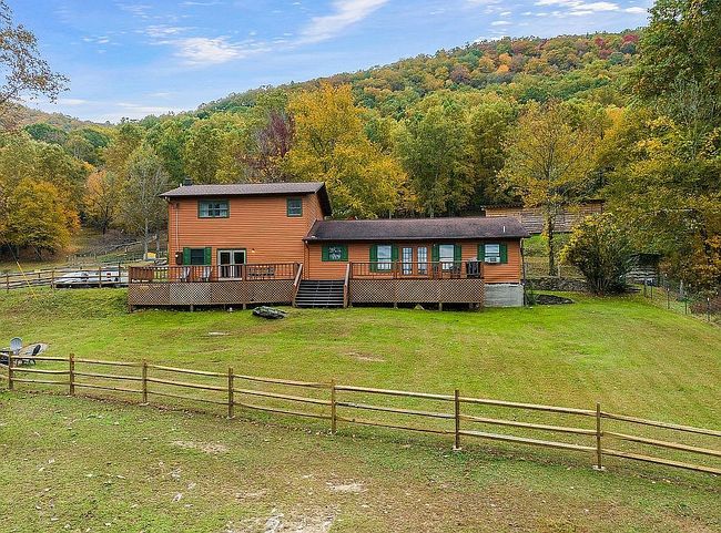 Photo of 540 Duncan Creek Rd, Fletcher, NC